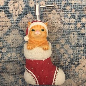 Christmas cat soap dispenser!!